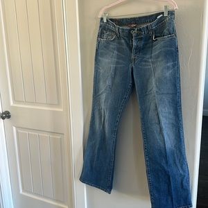 LUCKY Brand woman’s vintage jeans